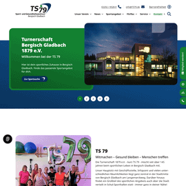 Turnerschaft Bergisch Gladbach bei einem Sportevent im Freien.